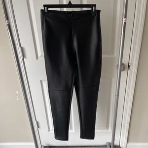 BLACK PLEATHER TIGHT PANTS